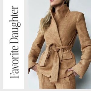 NWOT Favorite Daughter 'The Adrienne' belted  Blazer jacket Size L
